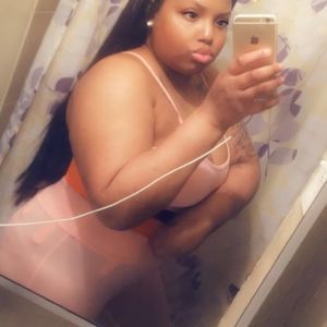 Meet your Posher, Jalia